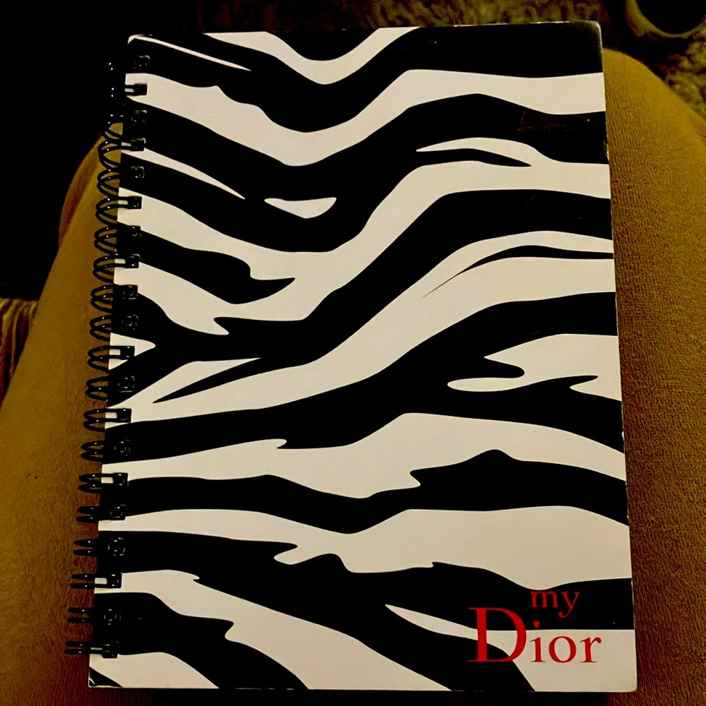 2009 Christian Dior Custom Workshop VIP Journal